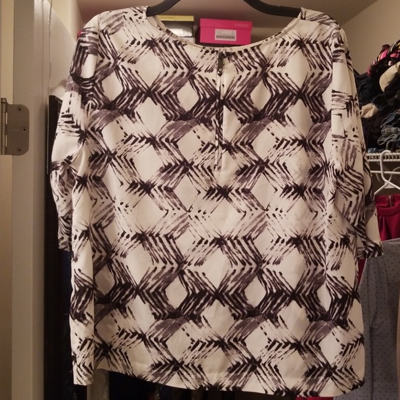 Shirt - Picture 2 of 3